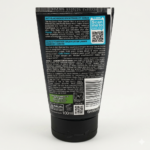 Garnier Men Oil Control Anti-Blackheads Icy Scrub, Mineral Clay + Perlite Scrub, 100ml - Image 2